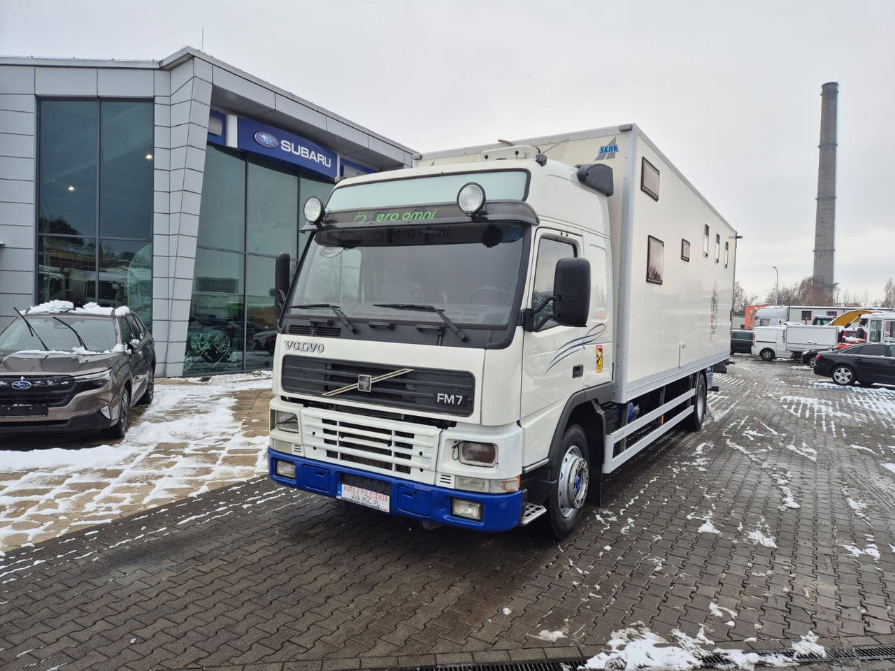 VOLVO FM 7 5 Horses / 3 People Live Cabin / 1 Owner / Serviced - Φορτηγό μεταφοράς αλόγων: φωτογραφία 2 VOLVO FM 7 5 Horses / 3 People Live Cabin / 1 Owner / Serviced - Φορτηγό μεταφοράς αλόγων: φωτογραφία 2