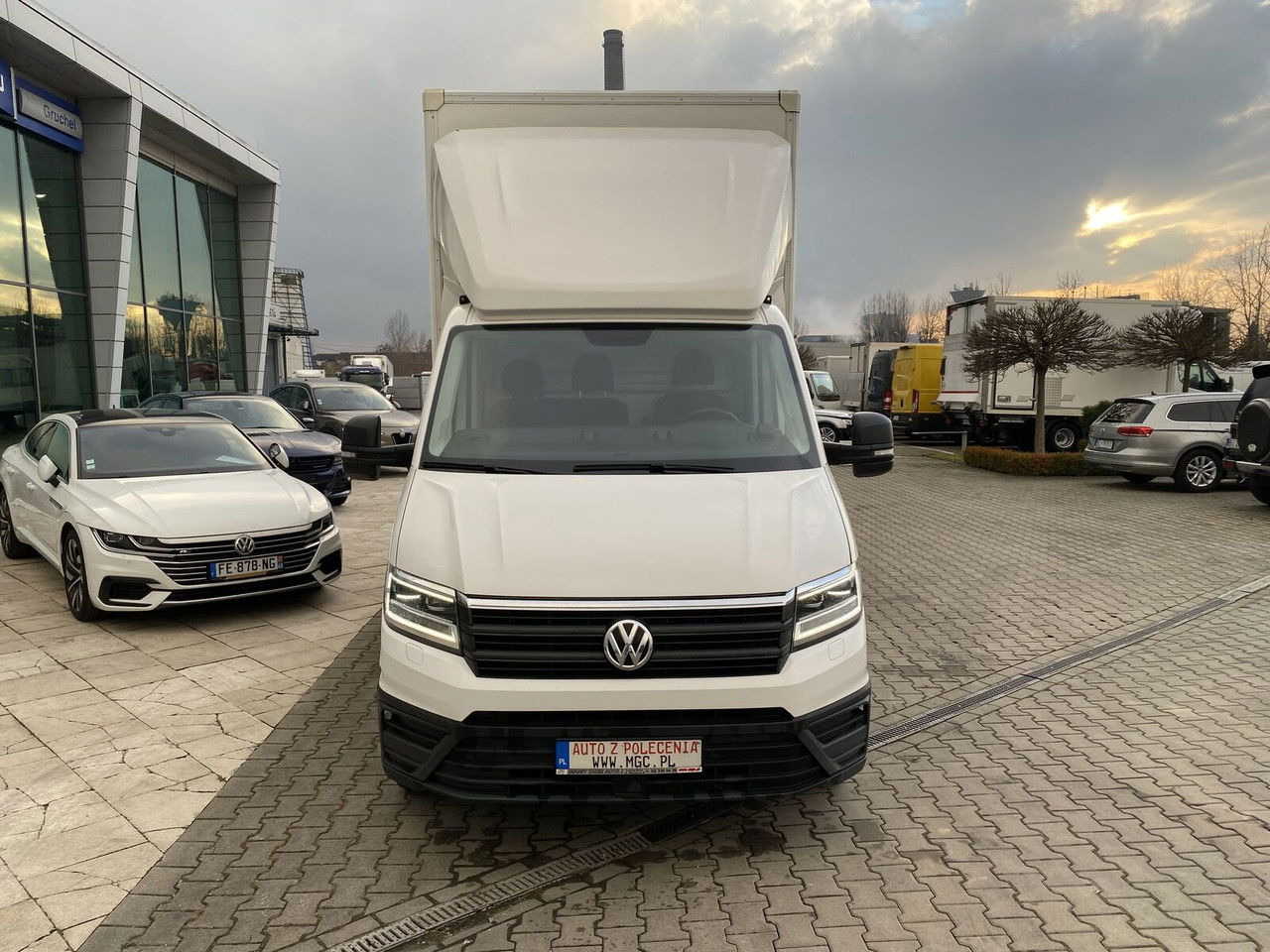 Volkswagen Crafter 2.0 TDI 177HP / High Container / Lift 750KG / Super Cond - Επαγγελματικό αυτοκίνητο κόφα: φωτογραφία 5 Volkswagen Crafter 2.0 TDI 177HP / High Container / Lift 750KG / Super Cond - Επαγγελματικό αυτοκίνητο κόφα: φωτογραφία 5