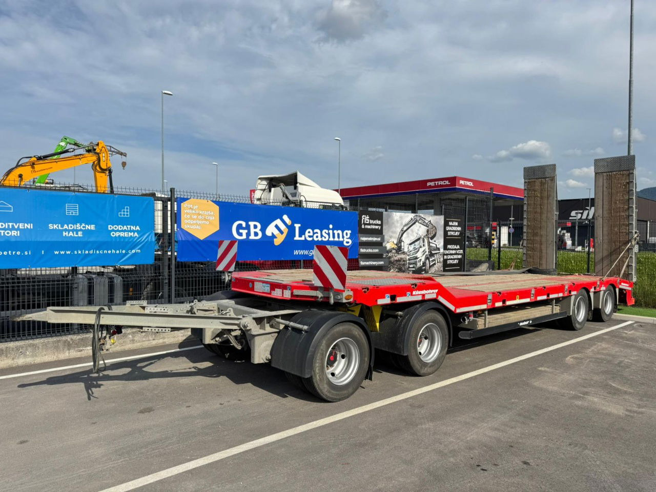 Diversen SM4 Lowdeck 4-Axle Trailer - air suspension - Ρυμούλκα με χαμηλό δάπεδο: φωτογραφία 1 Diversen SM4 Lowdeck 4-Axle Trailer - air suspension - Ρυμούλκα με χαμηλό δάπεδο: φωτογραφία 1