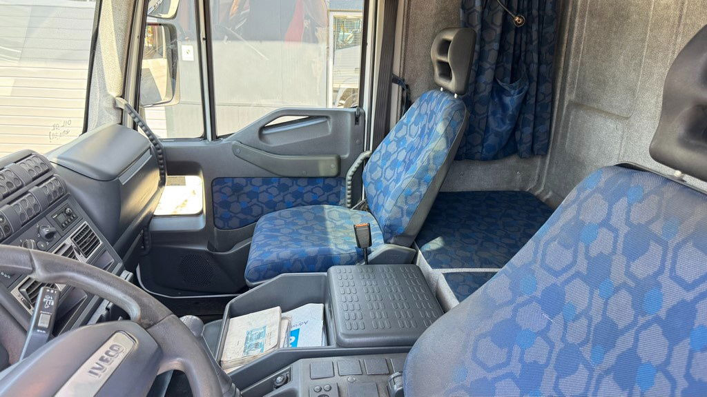 Leasing  Iveco EuroCargo 160 E24 4X2 tarpaulin - air condition Iveco EuroCargo 160 E24 4X2 tarpaulin - air condition: φωτογραφία 22