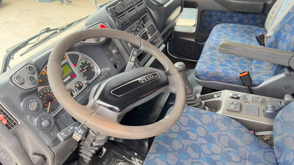 Leasing Iveco Eurocargo ML180 E28 4x2 Epsilon 110 - absetz tipper  Iveco Eurocargo ML180 E28 4x2 Epsilon 110 - absetz tipper: φωτογραφία 29