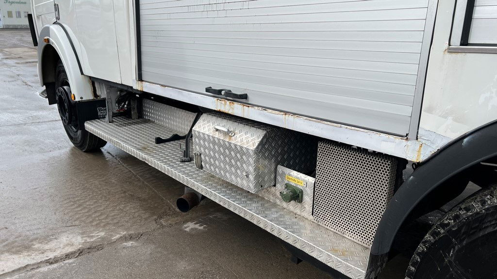 Πυροσβεστικό όχημα Mercedes-Benz 1622 4x2 43.000km winch: φωτογραφία 7