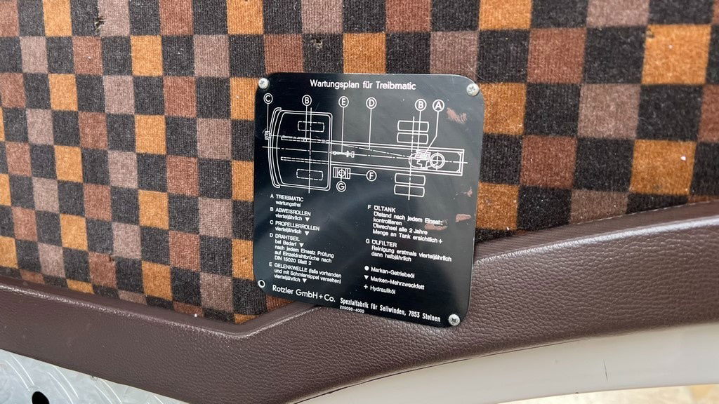 Πυροσβεστικό όχημα Mercedes-Benz 1622 4x2 43.000km winch: φωτογραφία 25