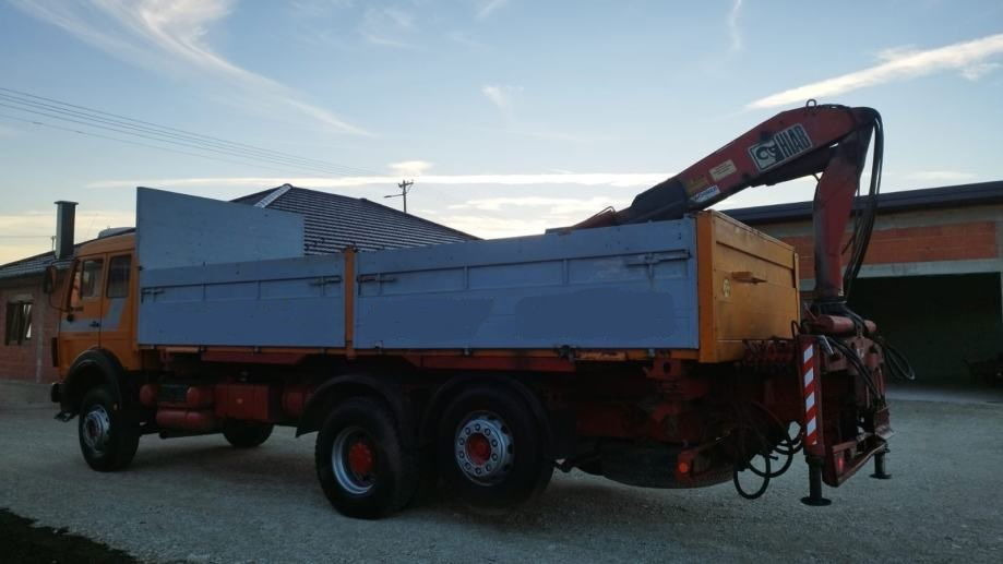 Mercedes-Benz 2228 6x2 stake body - crane - Φορτηγό μουσαμάς: φωτογραφία 4 Mercedes-Benz 2228 6x2 stake body - crane - Φορτηγό μουσαμάς: φωτογραφία 4