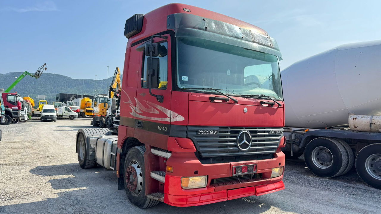 Mercedes-Benz Actros 1853 LS 4x2 tractor unit - air condition - Τράκτορας: φωτογραφία 3 Mercedes-Benz Actros 1853 LS 4x2 tractor unit - air condition - Τράκτορας: φωτογραφία 3