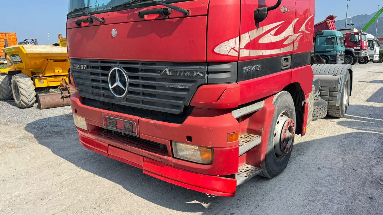 Mercedes-Benz Actros 1853 LS 4x2 tractor unit - air condition - Τράκτορας: φωτογραφία 2 Mercedes-Benz Actros 1853 LS 4x2 tractor unit - air condition - Τράκτορας: φωτογραφία 2