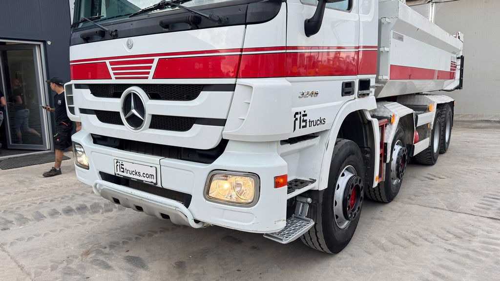Mercedes-Benz Actros 3246 8X4 mulda tipper - retarder - hydr. back door - Φορτηγό ανατρεπόμενο: φωτογραφία 2 Mercedes-Benz Actros 3246 8X4 mulda tipper - retarder - hydr. back door - Φορτηγό ανατρεπόμενο: φωτογραφία 2