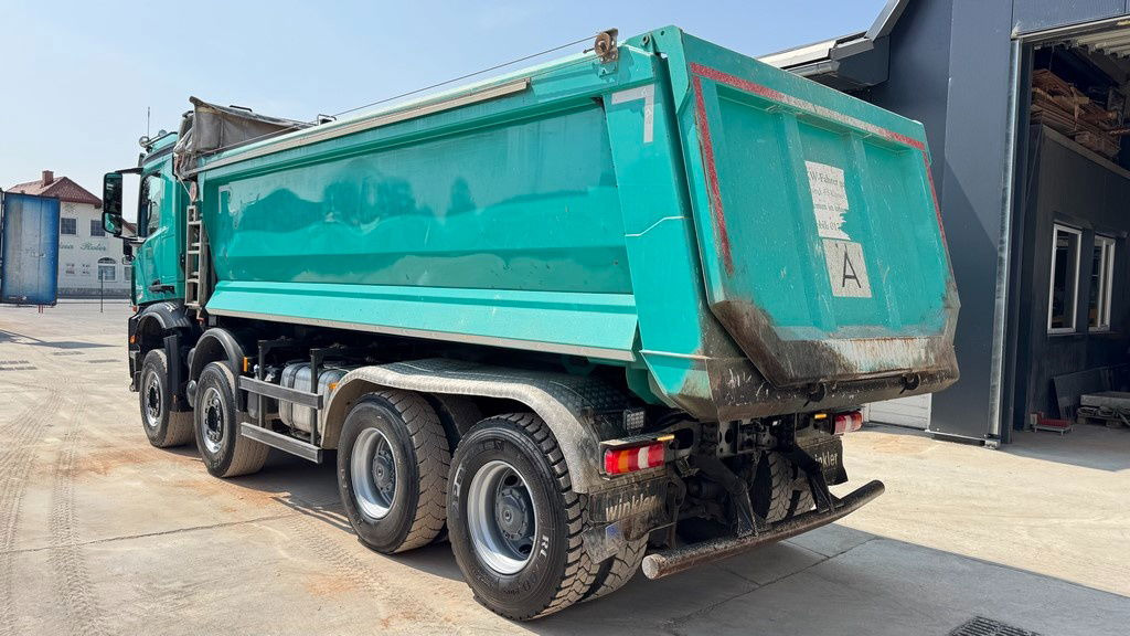 Mercedes-Benz Arocs 3248 8X4 mulda tipper - electric taurpaulin - Φορτηγό ανατρεπόμενο: φωτογραφία 5 Mercedes-Benz Arocs 3248 8X4 mulda tipper - electric taurpaulin - Φορτηγό ανατρεπόμενο: φωτογραφία 5