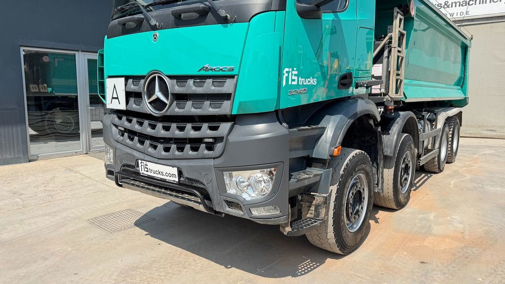 Mercedes-Benz Arocs 3248 8X4 mulda tipper - electric taurpaulin - Φορτηγό ανατρεπόμενο: φωτογραφία 2 Mercedes-Benz Arocs 3248 8X4 mulda tipper - electric taurpaulin - Φορτηγό ανατρεπόμενο: φωτογραφία 2