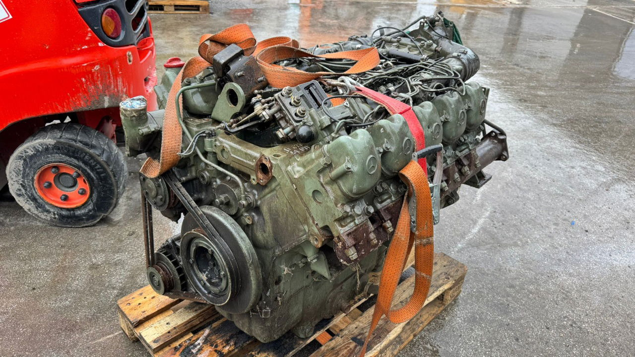 Mercedes-Benz Engine V10 - OM 403.1 - Κινητήρας για Φορτηγό: φωτογραφία 3 Mercedes-Benz Engine V10 - OM 403.1 - Κινητήρας για Φορτηγό: φωτογραφία 3