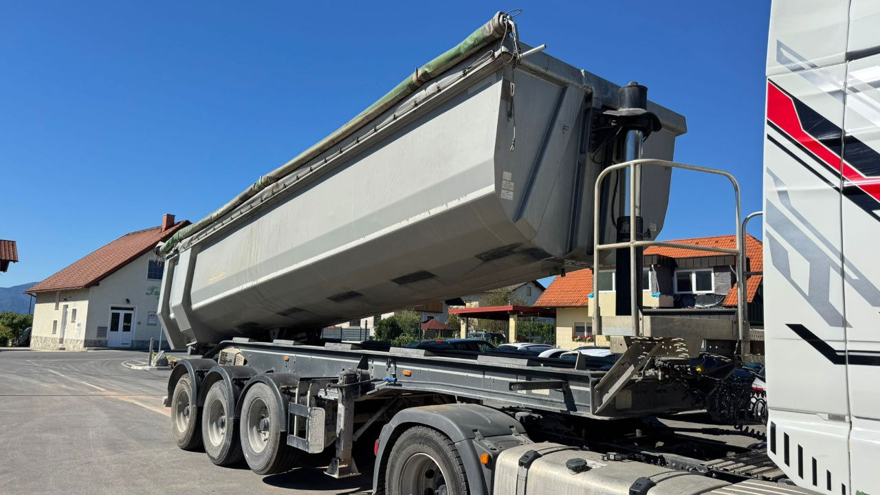 Schwarzmüller AR HKS 3 - 3-Axle Tipper Trailer - ALU - Επικαθήμενο ανατρεπόμενο: φωτογραφία 3 Schwarzmüller AR HKS 3 - 3-Axle Tipper Trailer - ALU - Επικαθήμενο ανατρεπόμενο: φωτογραφία 3