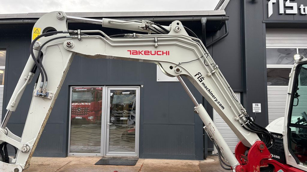 Takeuchi TB370 - Powertilt - 3X Buckets - 2021 Year - 3025 Working Hours - Μίνι εκσκαφέας: φωτογραφία 3 Takeuchi TB370 - Powertilt - 3X Buckets - 2021 Year - 3025 Working Hours - Μίνι εκσκαφέας: φωτογραφία 3