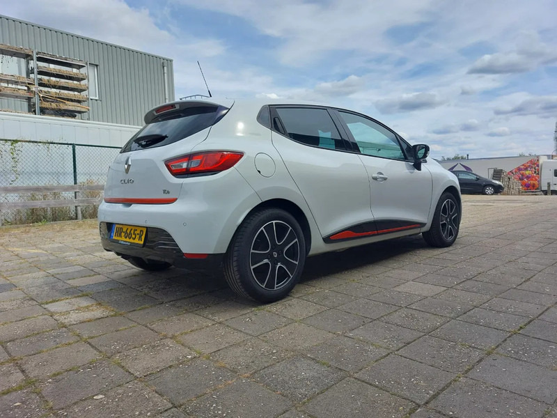 Renault Clio Clio 0.9 TCE - Hatchback: φωτογραφία 4 Renault Clio Clio 0.9 TCE - Hatchback: φωτογραφία 4
