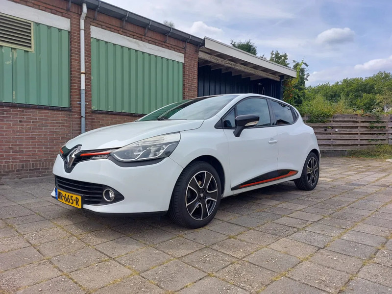 Renault Clio Clio 0.9 TCE - Hatchback: φωτογραφία 1 Renault Clio Clio 0.9 TCE - Hatchback: φωτογραφία 1