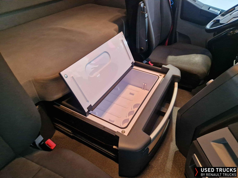 Renault Trucks T - Τράκτορας: φωτογραφία 5 Renault Trucks T - Τράκτορας: φωτογραφία 5