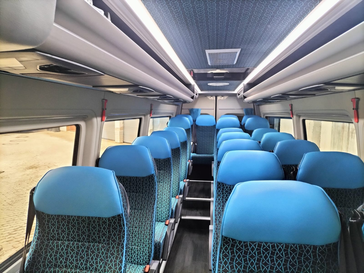 Mercedes Benz Sprinter 519cdi / Reisebus / ATOS 22+1+1 / Automatik / Telma / TV / Kühlschrank / USB - Μικρό λεωφορείο, Επιβατικό βαν: φωτογραφία 5 Mercedes Benz Sprinter 519cdi / Reisebus / ATOS 22+1+1 / Automatik / Telma / TV / Kühlschrank / USB - Μικρό λεωφορείο, Επιβατικό βαν: φωτογραφία 5