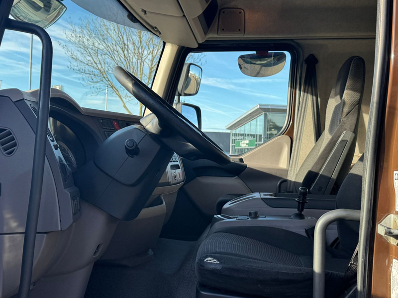 Φορτηγό κόφα DAF LF 220: φωτογραφία 9 Φορτηγό κόφα DAF LF 220: φωτογραφία 9