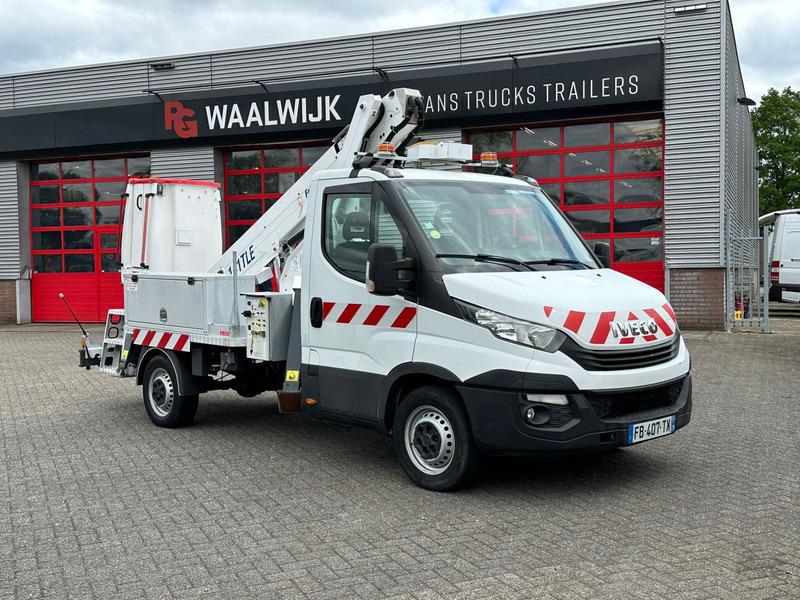 Iveco Daily 35S14 14 meter, 4x stamped, 649 working hours - Ελαφρύ επαγγελματικό: φωτογραφία 3 Iveco Daily 35S14 14 meter, 4x stamped, 649 working hours - Ελαφρύ επαγγελματικό: φωτογραφία 3