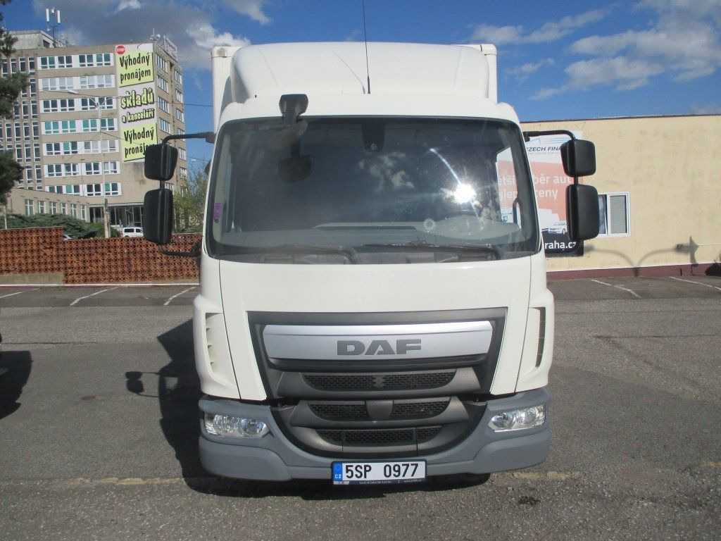 DAF LF 180 mit LBW - Επαγγελματικό αυτοκίνητο κόφα: φωτογραφία 2 DAF LF 180 mit LBW - Επαγγελματικό αυτοκίνητο κόφα: φωτογραφία 2
