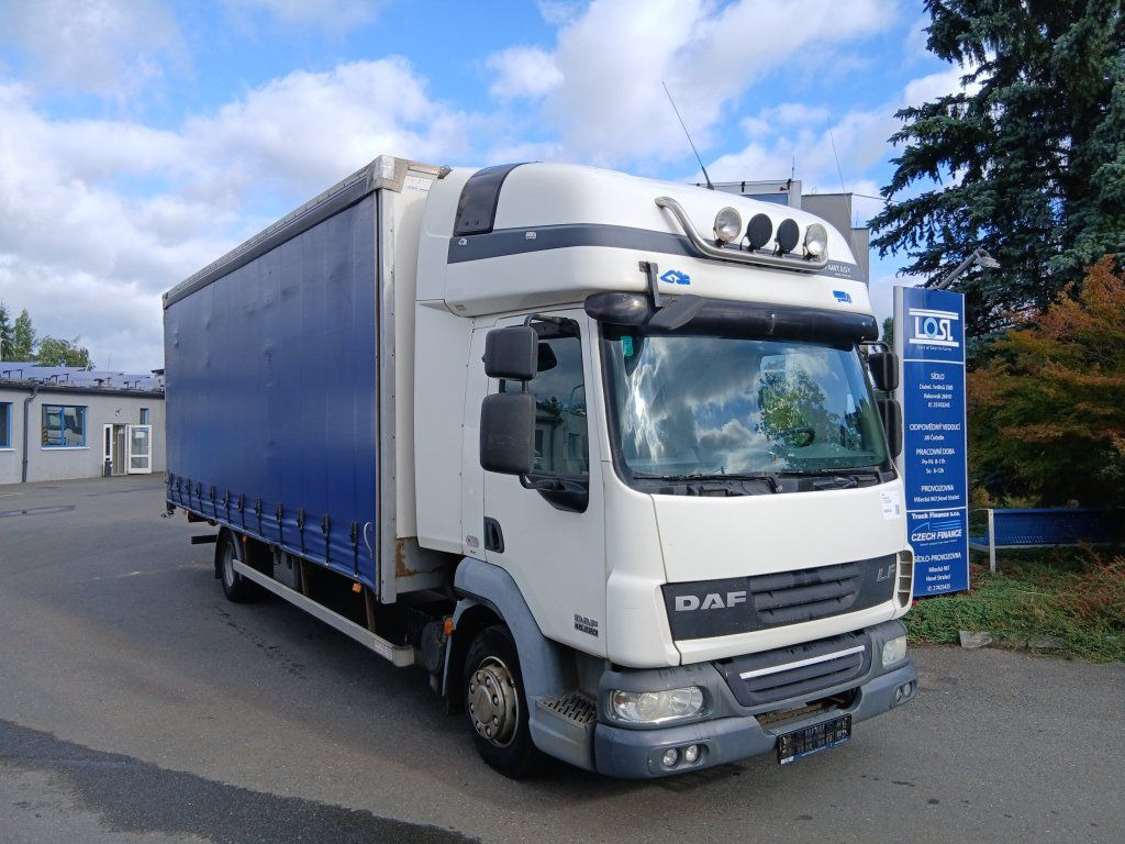 DAF LF45.220 EURO 4 - Φορτηγό μουσαμάς: φωτογραφία 2 DAF LF45.220 EURO 4 - Φορτηγό μουσαμάς: φωτογραφία 2