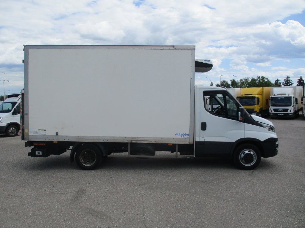 Iveco Daily 35C16 Dhollandia - Επαγγελματικό αυτοκίνητο ψυγείο: φωτογραφία 4 Iveco Daily 35C16 Dhollandia - Επαγγελματικό αυτοκίνητο ψυγείο: φωτογραφία 4