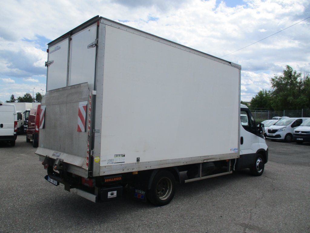 Iveco Daily 35C16 Dhollandia - Επαγγελματικό αυτοκίνητο ψυγείο: φωτογραφία 5 Iveco Daily 35C16 Dhollandia - Επαγγελματικό αυτοκίνητο ψυγείο: φωτογραφία 5