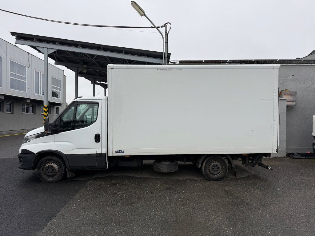 Iveco Daily 35S16 mit LBW ENGINE DEFECT - Επαγγελματικό αυτοκίνητο κόφα: φωτογραφία 5 Iveco Daily 35S16 mit LBW ENGINE DEFECT - Επαγγελματικό αυτοκίνητο κόφα: φωτογραφία 5