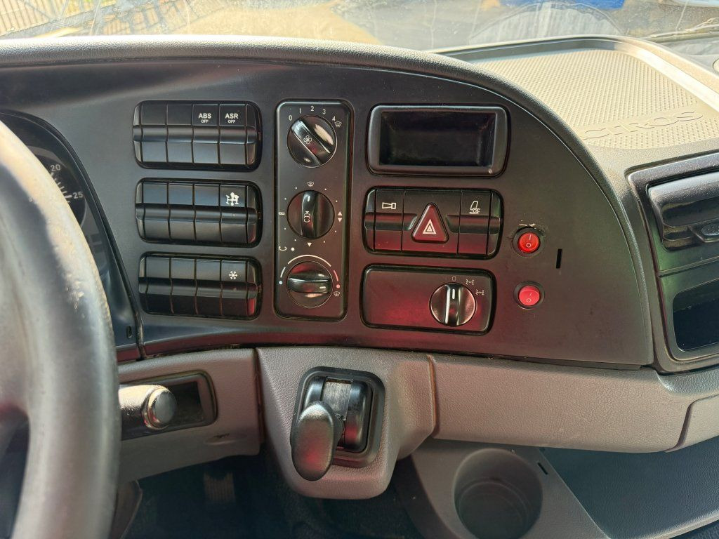 Φορτηγό ανατρεπόμενο Mercedes-Benz 2641 Actros 6x4 EURO 4: φωτογραφία 16 Φορτηγό ανατρεπόμενο Mercedes-Benz 2641 Actros 6x4 EURO 4: φωτογραφία 16