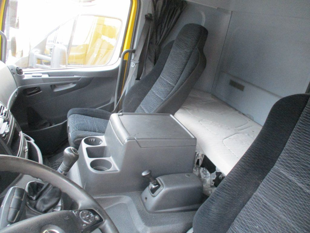 Mercedes-Benz Atego 210, Liege - Επαγγελματικό αυτοκίνητο κόφα: φωτογραφία 4 Mercedes-Benz Atego 210, Liege - Επαγγελματικό αυτοκίνητο κόφα: φωτογραφία 4