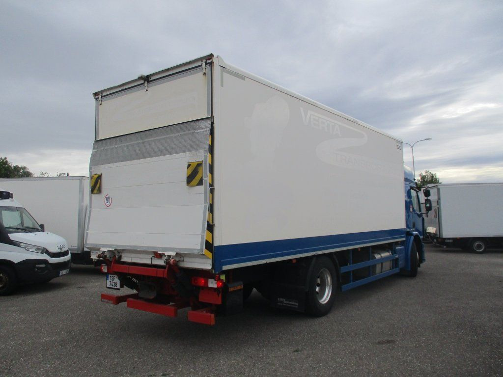 Renault D18, 320 - Φορτηγό κόφα: φωτογραφία 3 Renault D18, 320 - Φορτηγό κόφα: φωτογραφία 3