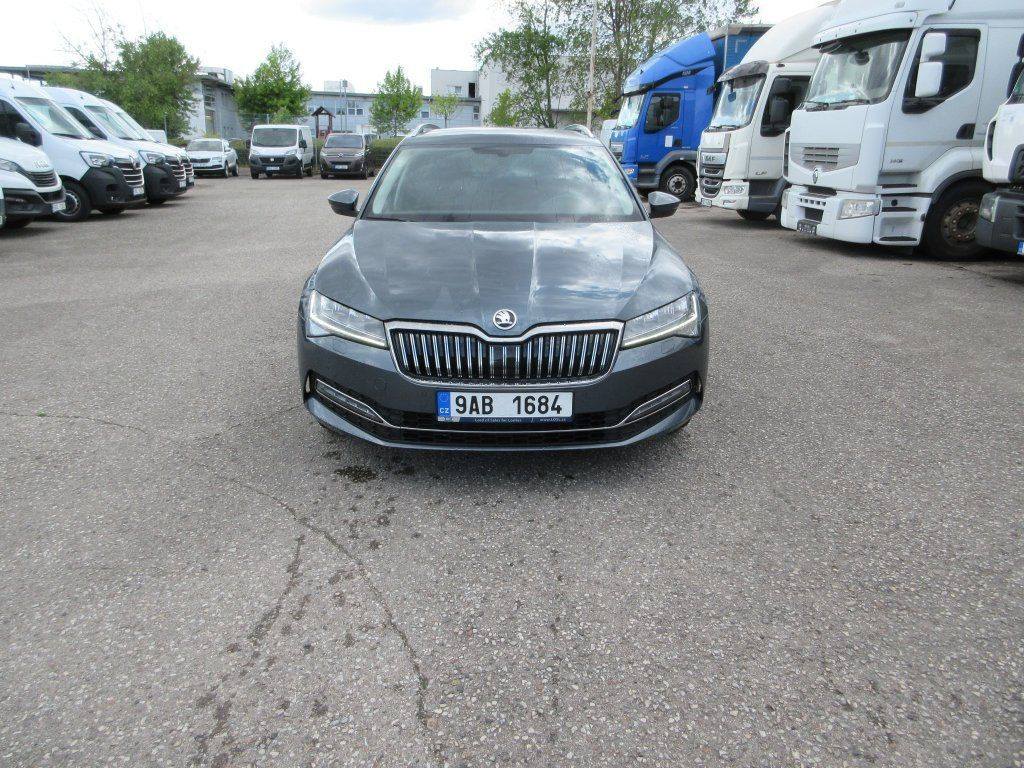 Skoda 2.0 Tdi Style - Station wagon: φωτογραφία 4 Skoda 2.0 Tdi Style - Station wagon: φωτογραφία 4