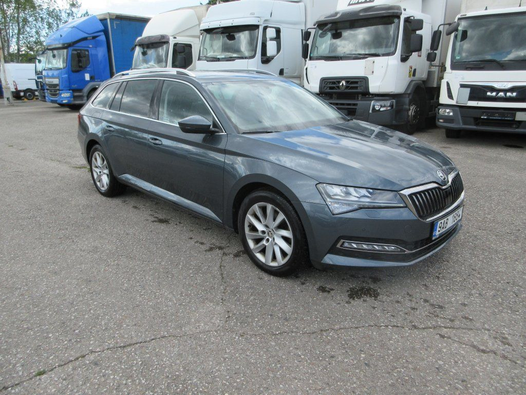 Skoda 2.0 Tdi Style - Station wagon: φωτογραφία 2 Skoda 2.0 Tdi Style - Station wagon: φωτογραφία 2