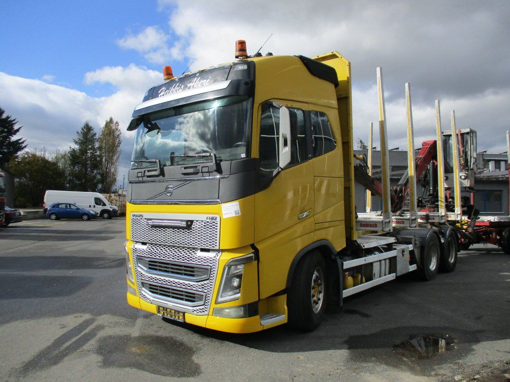 Volvo FH 16 750 6x4 + Fliegl - Φορτηγό ξυλείας, Φορτηγό με γερανό: φωτογραφία 2 Volvo FH 16 750 6x4 + Fliegl - Φορτηγό ξυλείας, Φορτηγό με γερανό: φωτογραφία 2