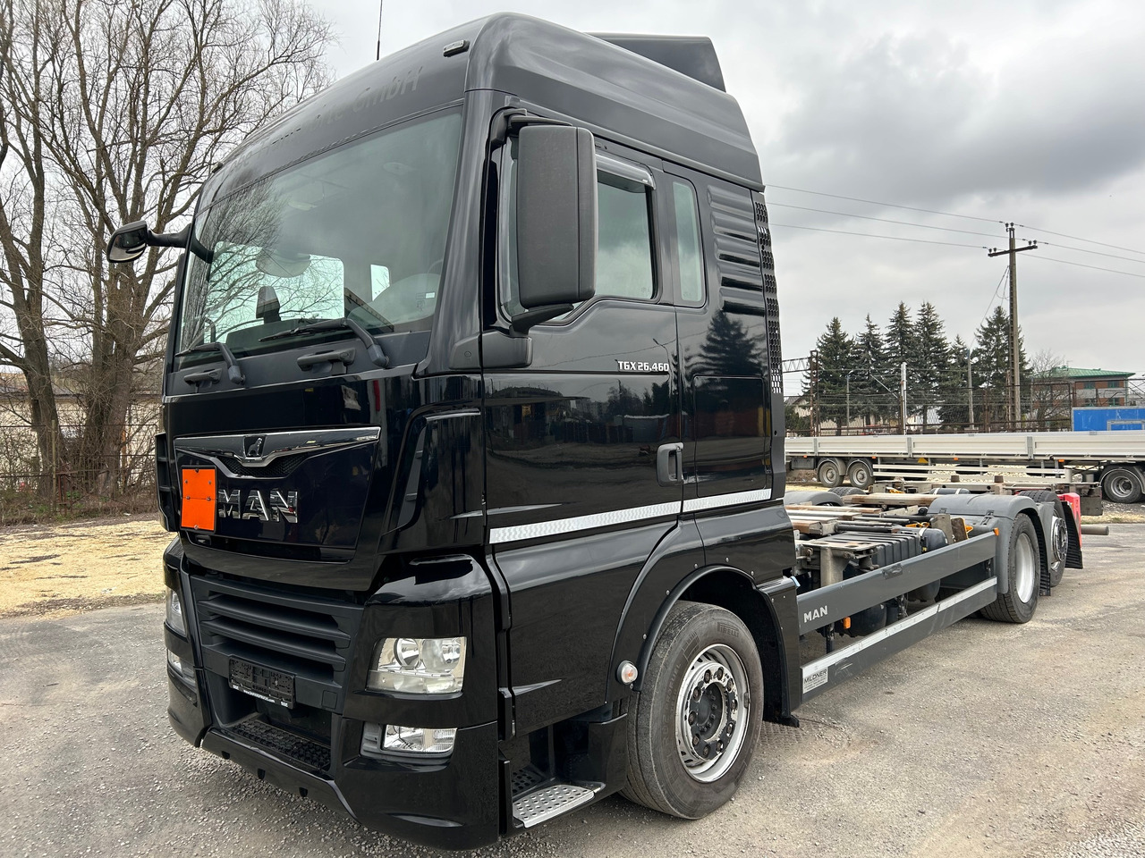 MAN TGX 26.460 / ACC / BDF MULTI / E6 / LOWDECK - Φορτηγό σασί: φωτογραφία 1 MAN TGX 26.460 / ACC / BDF MULTI / E6 / LOWDECK - Φορτηγό σασί: φωτογραφία 1