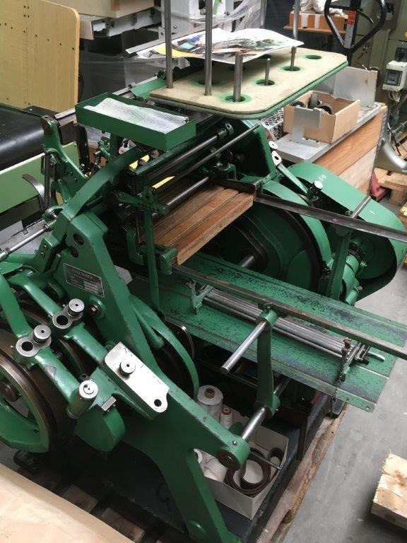Εκτυπωτική μηχανή Brehmer 39 3/4-2 semi-automatic book block thread sewing machine: φωτογραφία 13