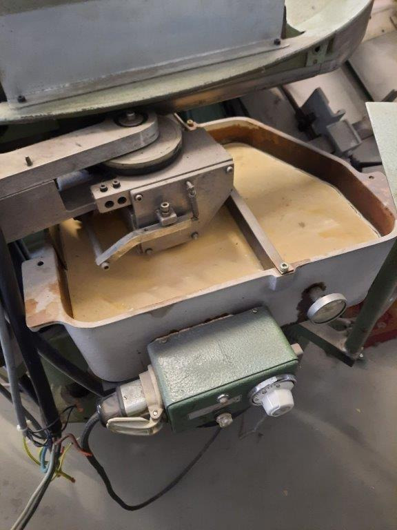 Four clamps Perfect binder Muller Martini Amigo Plus 1580.0410 - Μηχανή βιβλιοδεσίας: φωτογραφία 3 Four clamps Perfect binder Muller Martini Amigo Plus 1580.0410 - Μηχανή βιβλιοδεσίας: φωτογραφία 3