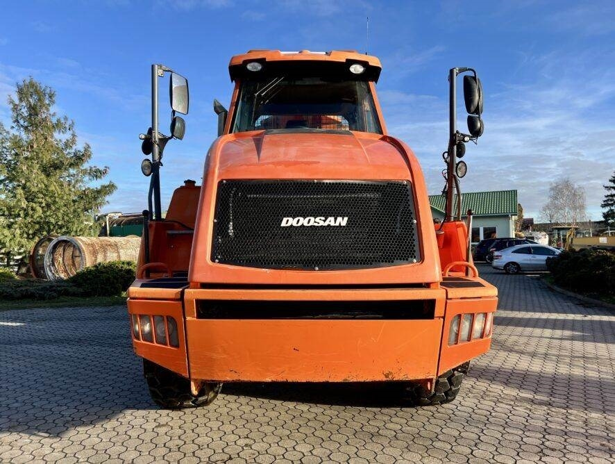 Doosan DA30 - Αρθρωτό φορτηγό: φωτογραφία 3 Doosan DA30 - Αρθρωτό φορτηγό: φωτογραφία 3