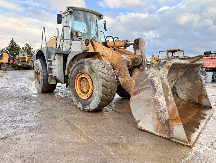 Liebherr L564 - Ελαστιχοφόρος φορτωτής: φωτογραφία 5 Liebherr L564 - Ελαστιχοφόρος φορτωτής: φωτογραφία 5