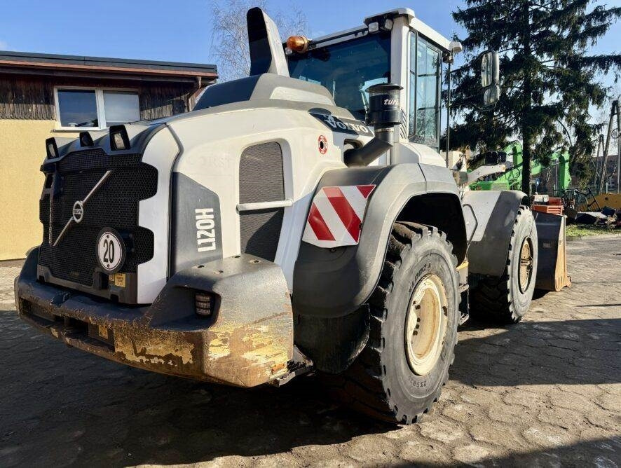 Volvo L120H - Ελαστιχοφόρος φορτωτής: φωτογραφία 2 Volvo L120H - Ελαστιχοφόρος φορτωτής: φωτογραφία 2