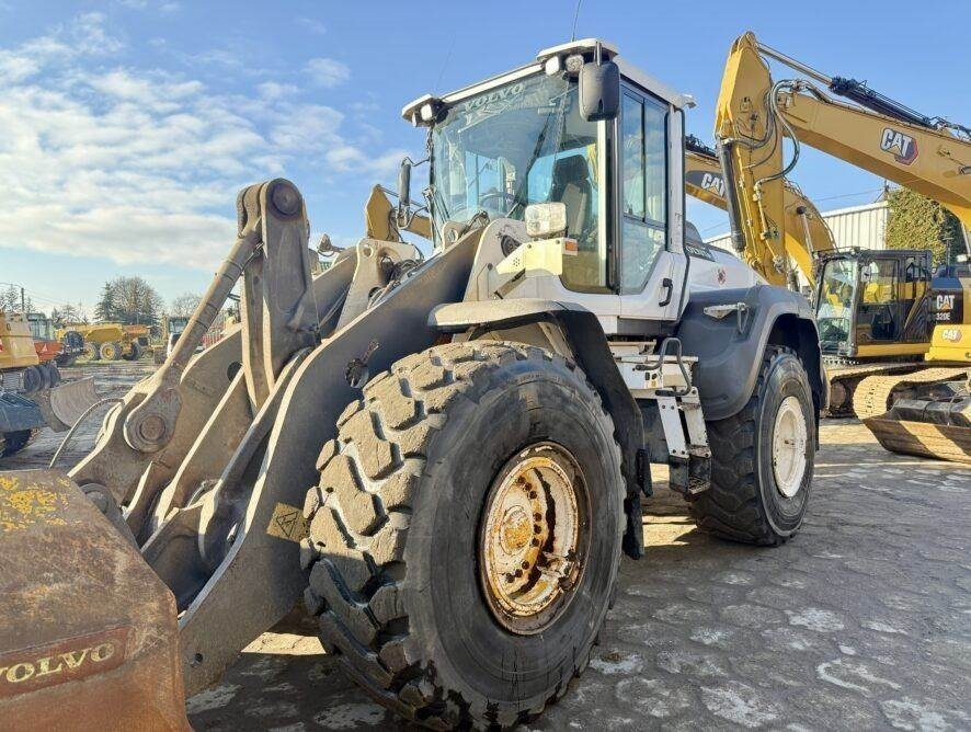 Volvo L120H - Ελαστιχοφόρος φορτωτής: φωτογραφία 3 Volvo L120H - Ελαστιχοφόρος φορτωτής: φωτογραφία 3