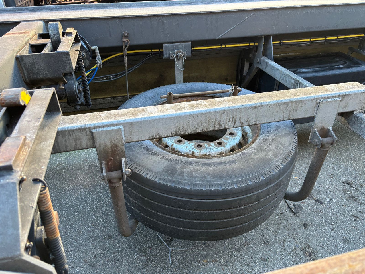 Jung R. TOP ZUSTAND / MICHELIN Ber. - Ρυμούλκα γάντζος/ Αλυσιδάκι: φωτογραφία 4 Jung R. TOP ZUSTAND / MICHELIN Ber. - Ρυμούλκα γάντζος/ Αλυσιδάκι: φωτογραφία 4