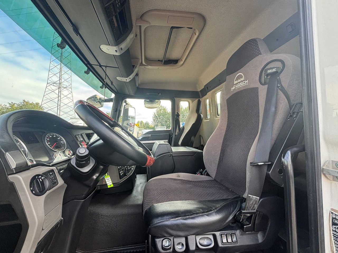 Φορτηγό ανατρεπόμενο MAN TGS41.510 8x4 Schmitz Muldenkipper Retarder/19m³: φωτογραφία 12 Φορτηγό ανατρεπόμενο MAN TGS41.510 8x4 Schmitz Muldenkipper Retarder/19m³: φωτογραφία 12