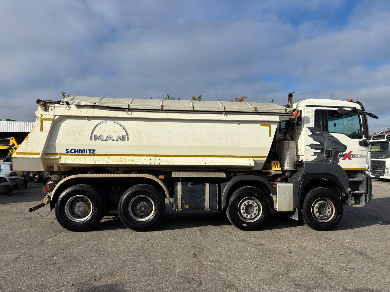 Φορτηγό ανατρεπόμενο MAN TGS41.510 8x4 Schmitz Muldenkipper Retarder/19m³: φωτογραφία 7 Φορτηγό ανατρεπόμενο MAN TGS41.510 8x4 Schmitz Muldenkipper Retarder/19m³: φωτογραφία 7