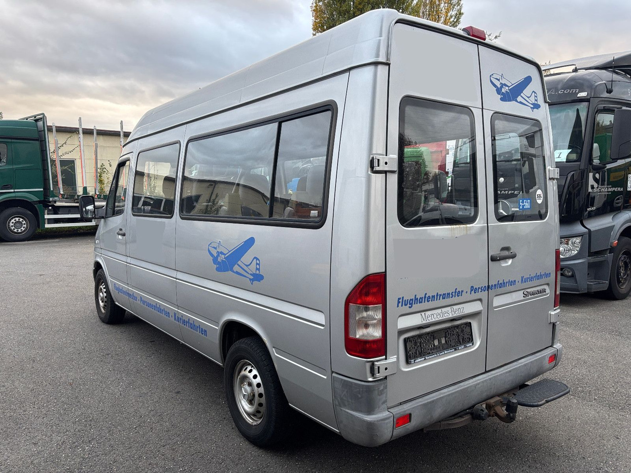 Mercedes-Benz 211 CDI 9 Sitze - Επιβατικό βαν: φωτογραφία 3 Mercedes-Benz 211 CDI 9 Sitze - Επιβατικό βαν: φωτογραφία 3