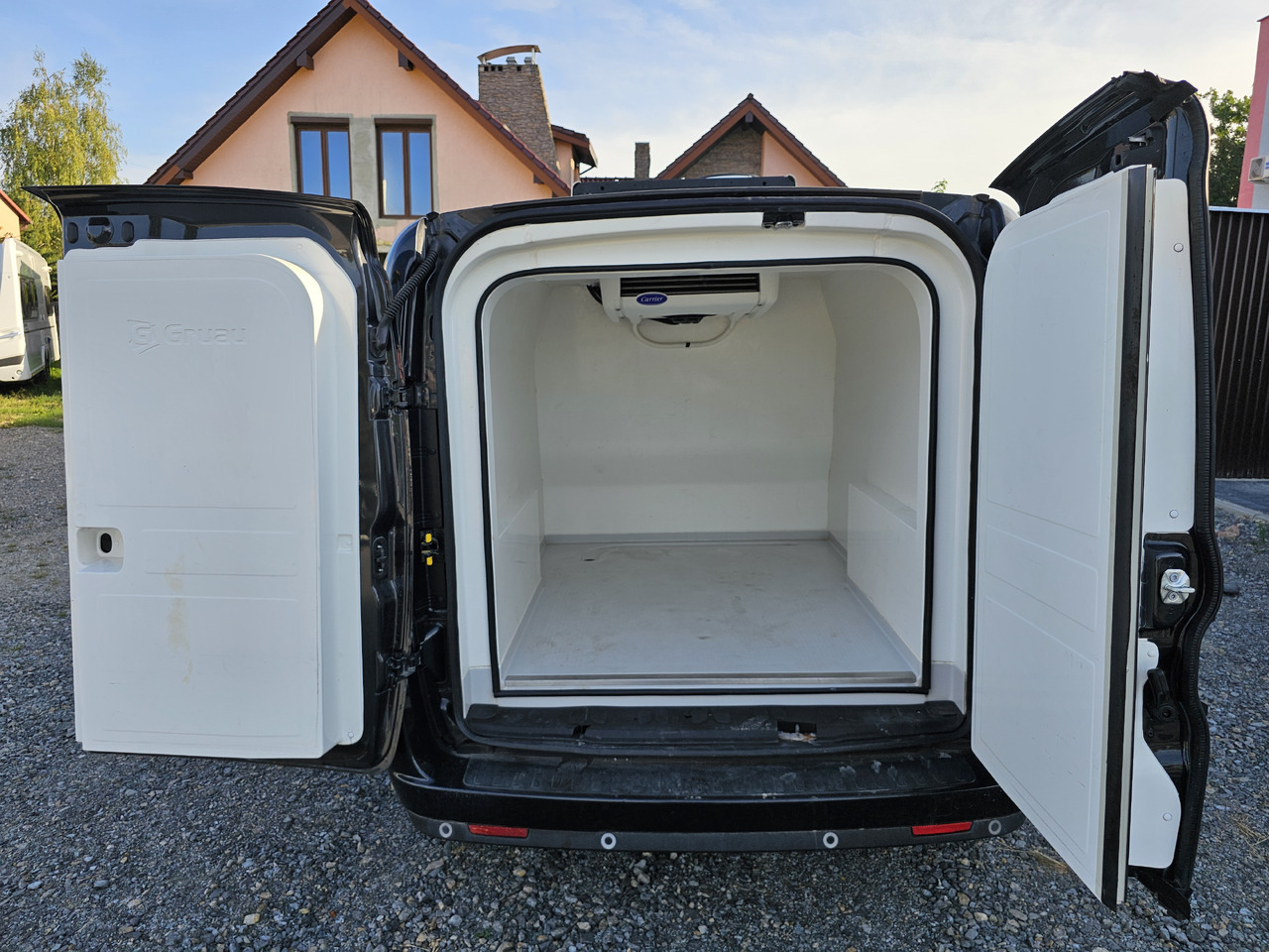 FIAT DOBLO CHLODNIA MROZNIA - 20 C CARRIER KLIMA EURO6 - Επαγγελματικό αυτοκίνητο ψυγείο: φωτογραφία 2 FIAT DOBLO CHLODNIA MROZNIA - 20 C CARRIER KLIMA EURO6 - Επαγγελματικό αυτοκίνητο ψυγείο: φωτογραφία 2