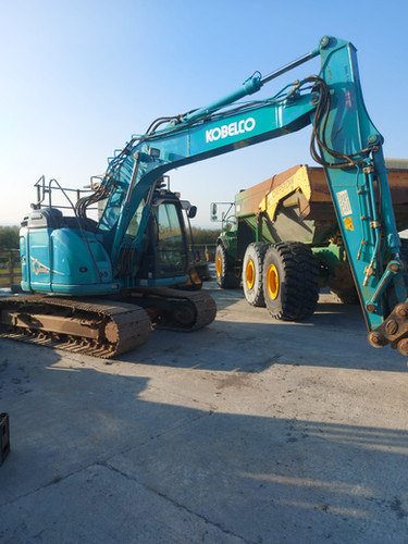 2017 Kobelco SK140SR LC-5 - Εκσκαφέας: φωτογραφία 1 2017 Kobelco SK140SR LC-5 - Εκσκαφέας: φωτογραφία 1