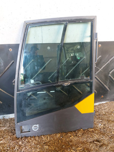 Excavator Door - Πόρτα και ανταλλακτικά για Εκσκαφέας: φωτογραφία 3 Excavator Door - Πόρτα και ανταλλακτικά για Εκσκαφέας: φωτογραφία 3