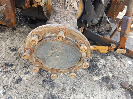 Case Maxxum 130 Rear, Front Axle, Engine, Transmission, Pto, Hydraulic Nut - Εξαρτήματα φρένων για Τρακτέρ: φωτογραφία 4 Case Maxxum 130 Rear, Front Axle, Engine, Transmission, Pto, Hydraulic Nut - Εξαρτήματα φρένων για Τρακτέρ: φωτογραφία 4