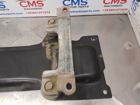 Claas Arion 640, 500, 600 Catalyst Filter Support 0011470820, 0011470480 - Σύστημα εξάτμισης για Τρακτέρ: φωτογραφία 3 Claas Arion 640, 500, 600 Catalyst Filter Support 0011470820, 0011470480 - Σύστημα εξάτμισης για Τρακτέρ: φωτογραφία 3