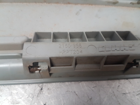 Claas Axion, Arion 640 Cab Roof Trim Assy 2150956, 2150955, 0021515854 - Αμάξωμα και εξωτερικό για Τρακτέρ: φωτογραφία 3 Claas Axion, Arion 640 Cab Roof Trim Assy 2150956, 2150955, 0021515854 - Αμάξωμα και εξωτερικό για Τρακτέρ: φωτογραφία 3